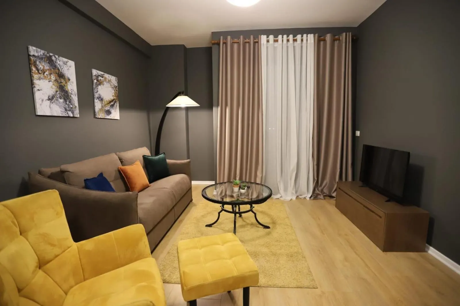 Tirana Center Apartament Apartment